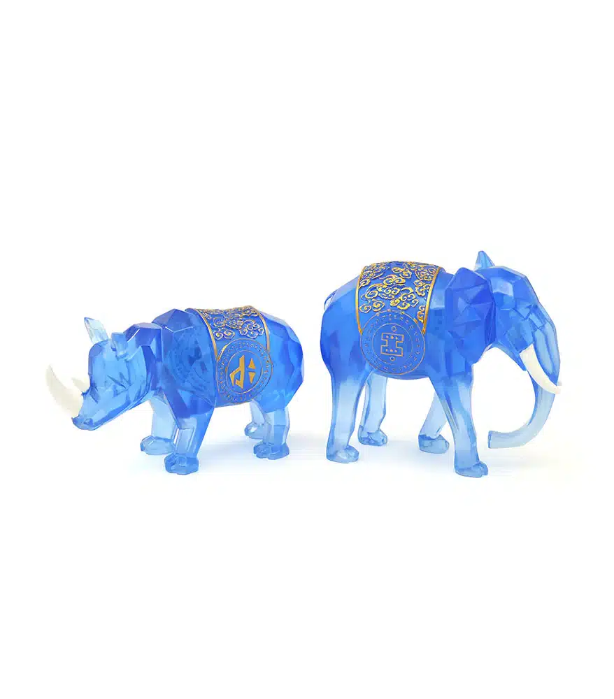 Statuete cu elefant regal si rinocer cosmic 2023